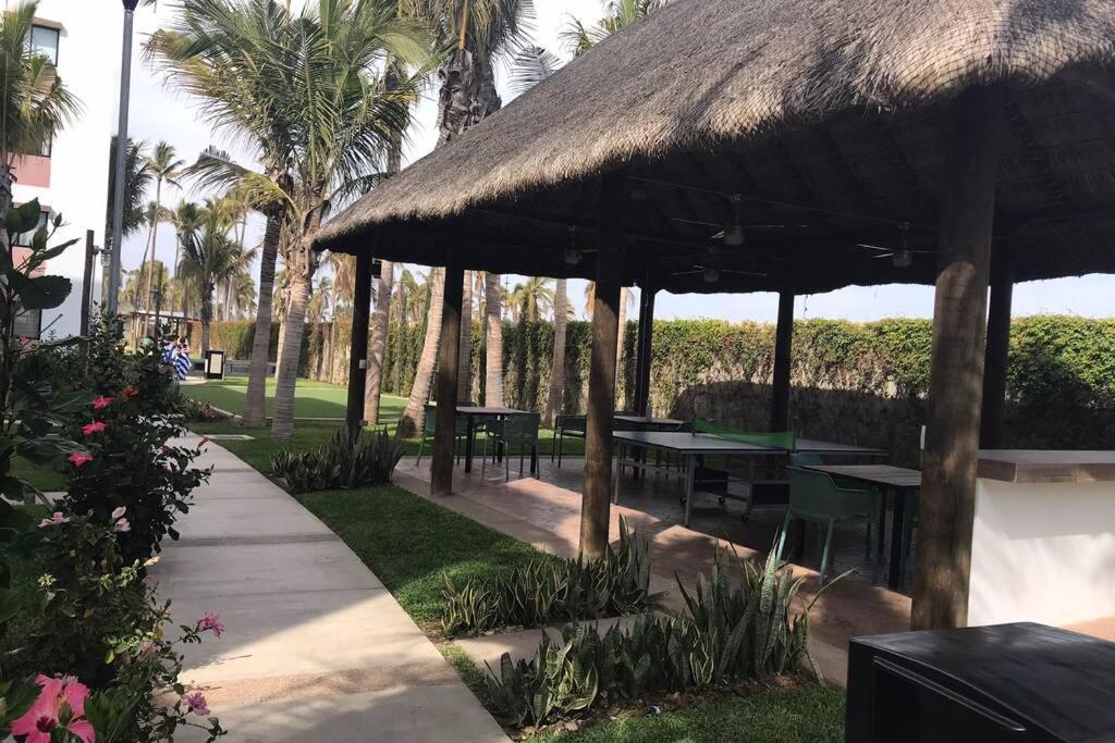 Appartamento Palmilla Residencial Departamento En Zona Privada Mazatlán Esterno foto